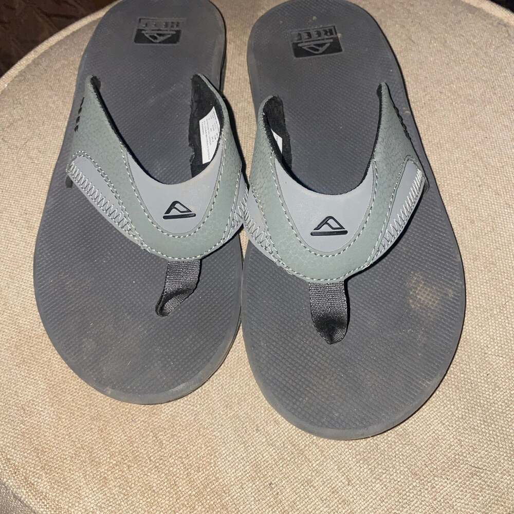 Reef Men's Fanning Flip Flops in Grey Swells with Bottle Opener